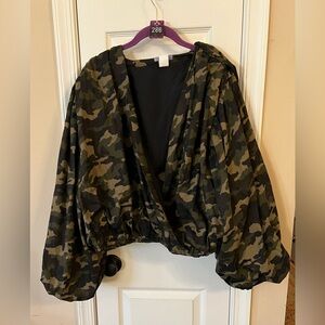 Stylish Camouflage Bomber Jacket